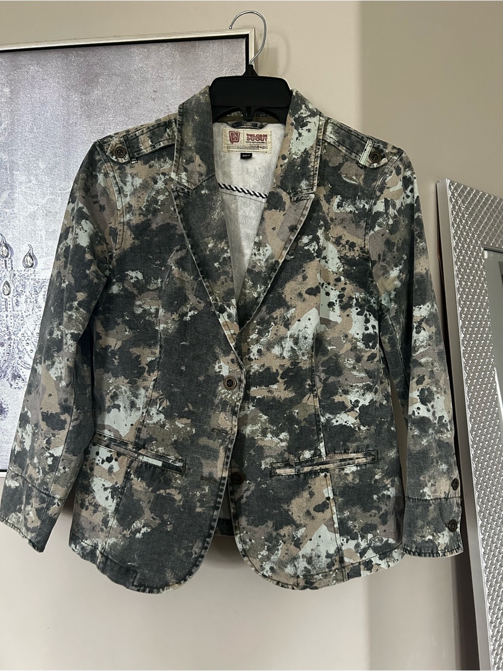 Volcom Women’s Splatter-Print Blazer in Black, Gray & Cream